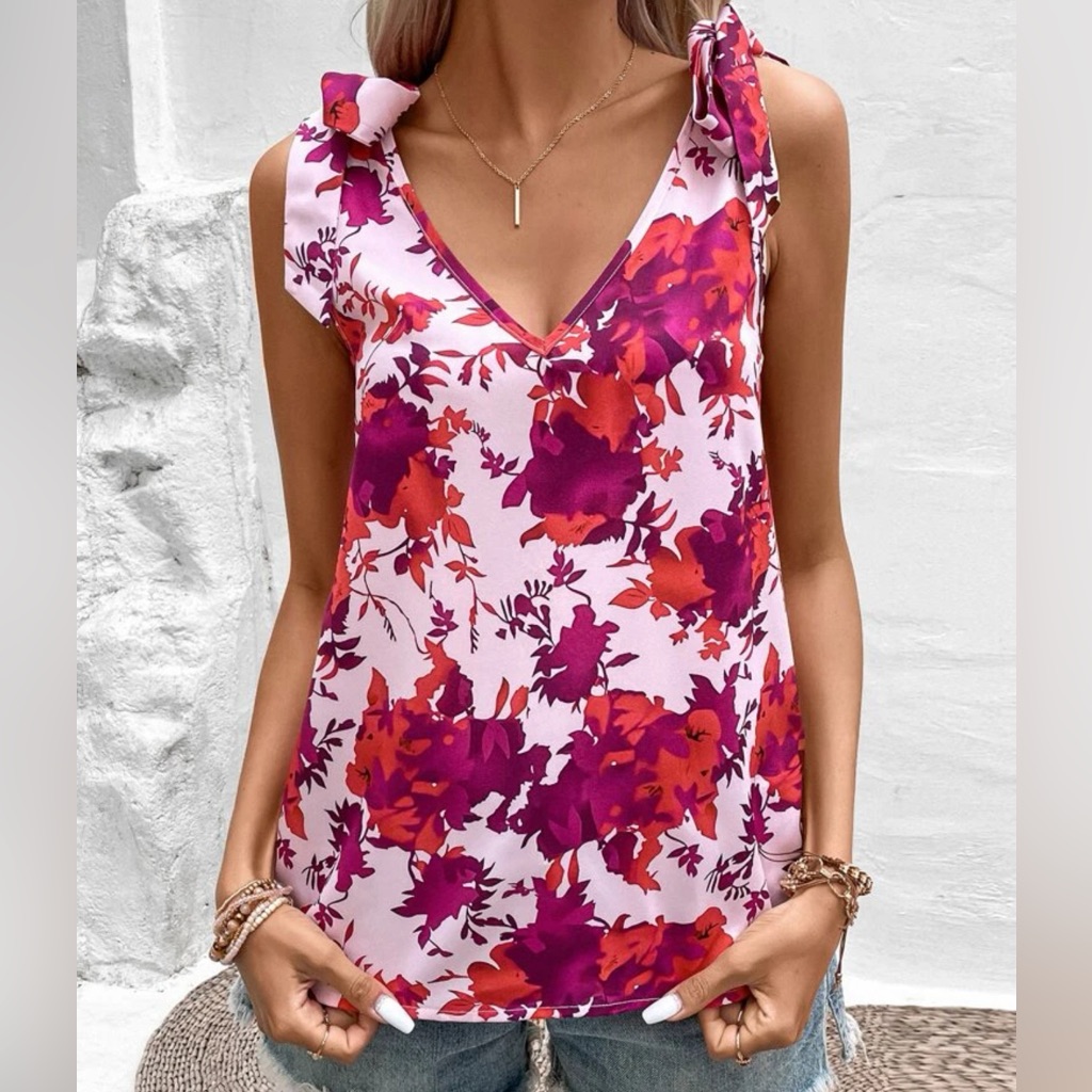 Bnwot Floral Print Tie Shoulder Tank Top!